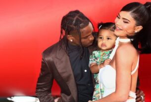 Kylie Jenner e Travis Scott são criticados após comprarem presente inusitado para a filha Stormi.  (Getty)