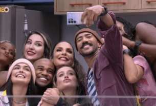 Ivete fez questão de tirar selfie com os participantes do BBB 23 (Foto: Reprodução/TV Globo)